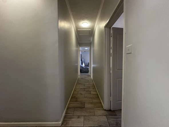 3 Bedroom Flat & Apartment