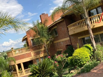 9 Bedroom Townhouse Complex