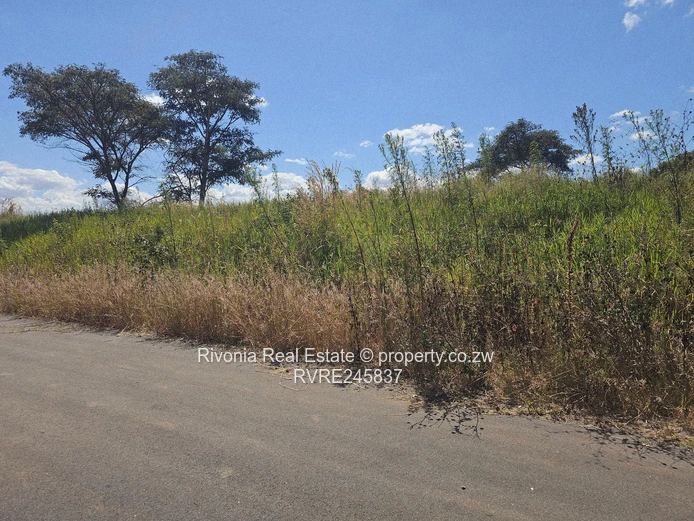 3192 m² Stand in Buckland Terraces, Pomona — Gated, Tarred Road