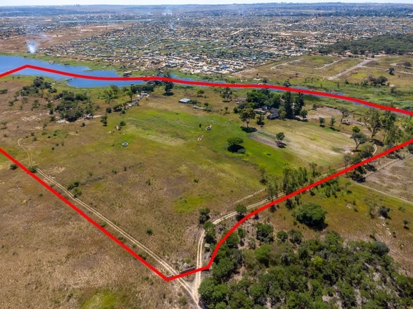 Farm & Agricultural Land