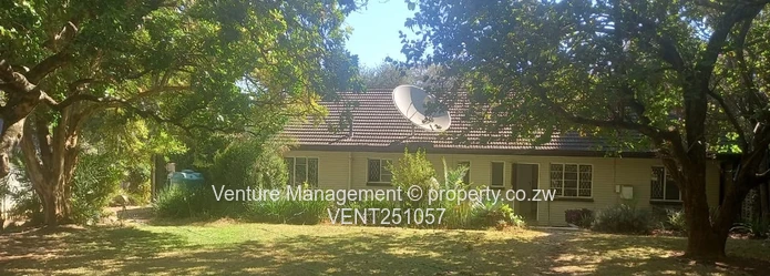 House to Let – Alex Park