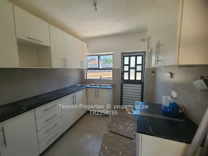 Greendale Kamfinsa House to rent