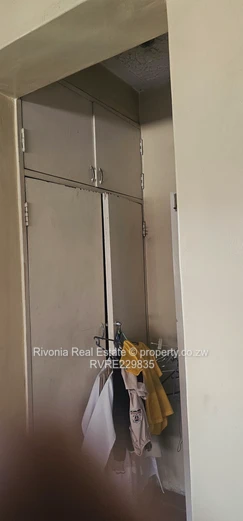 Secure  2-Bed Flat in Eastlea with Veranda & Borehole