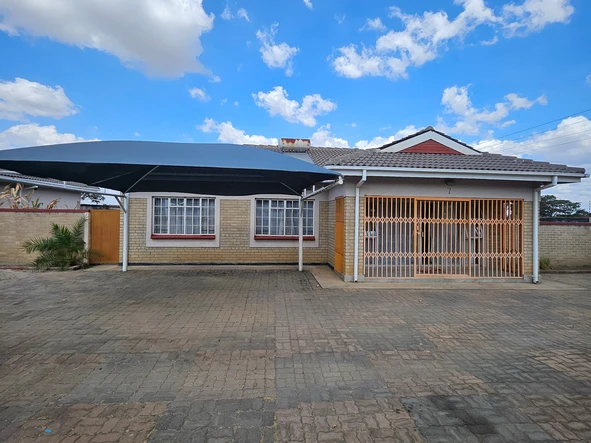 3 Bedroom Garden Flat