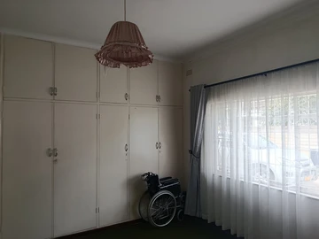 3 Bedroom Garden Flat