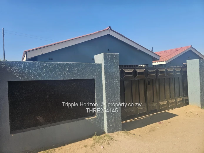 Chitungwiza unit O two houses for sale under one durawall 
