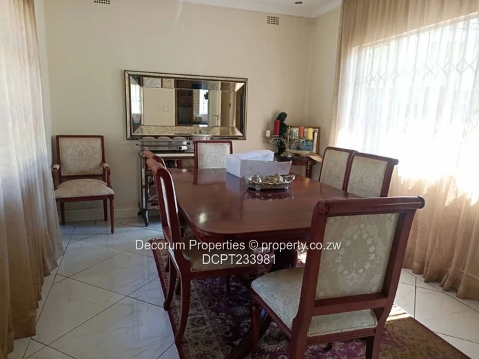 Spacious 5-Bedroom House in Alexandra Park!