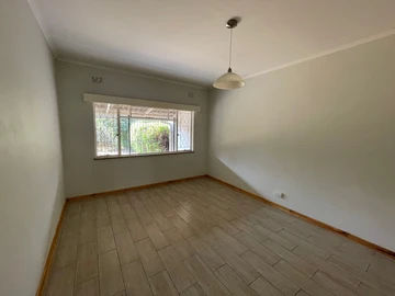 2 Bedroom Garden Flat
