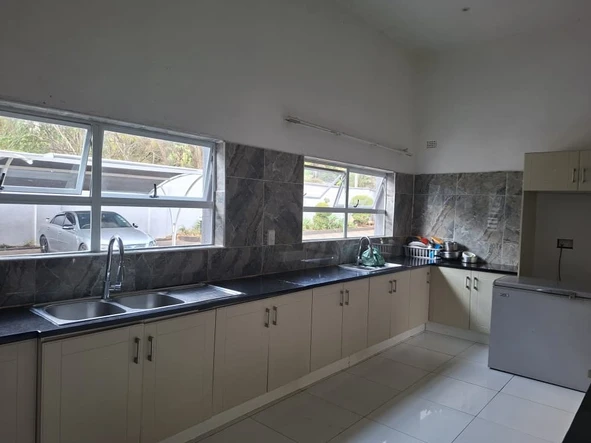 8 Bedroom House