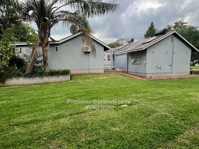 Spacious Family Home with Modern Finishes and a Cottage. (Sole Mandate)