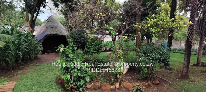 9 Bedroomed House in Chisipiti, 2100sqm.