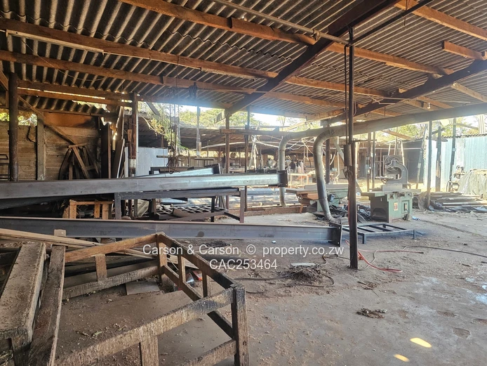 Brick Warehouse in Kuwadzana with Boardroom