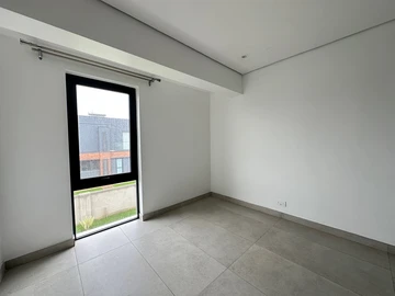 4 Bedroom Garden Flat