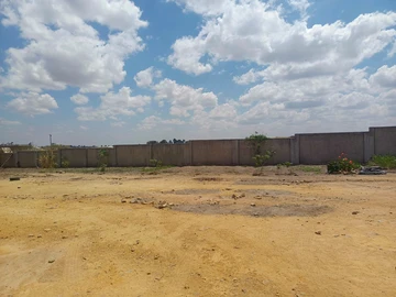 Commercial & Industrial Land