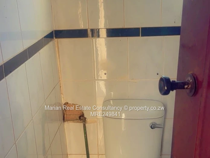 3-Bedroom Home ,Nkulumane 12 FOR SALE