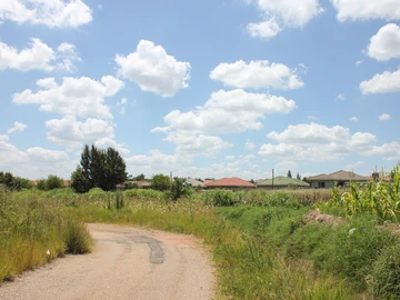 Commercial & Industrial Land