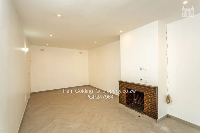 Spacious and Private 2 Bedroom Garden Flat (Sole Mandate)