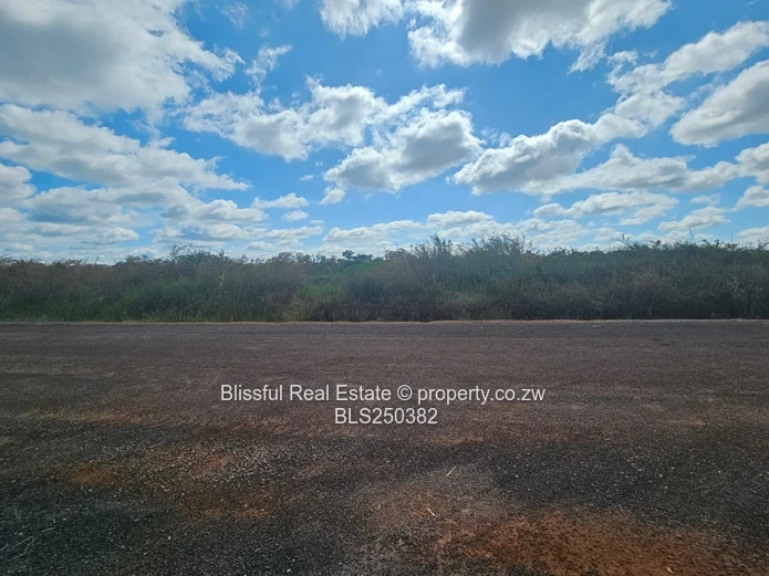 500m² Stand for sale in Nyeredzi Ridge 