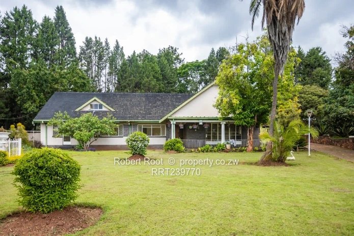 Lovely 4 bed family home in Mandara