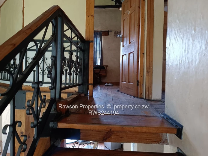 Greystone Park Rustic 3-Bed Stone Home with View & Borehole 