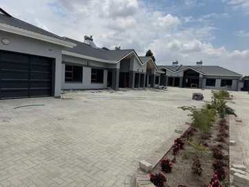 3 Bedroom Garden Flat