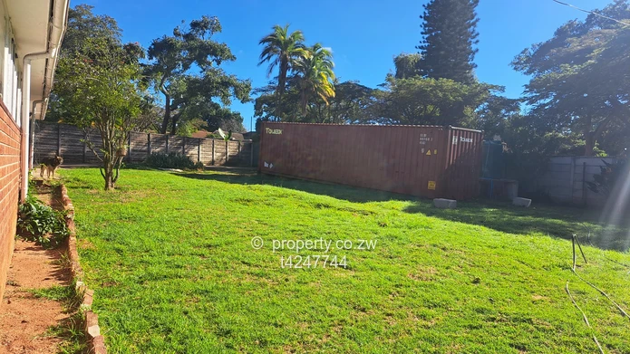 Hillside 3 bedroom house to rent as offices 