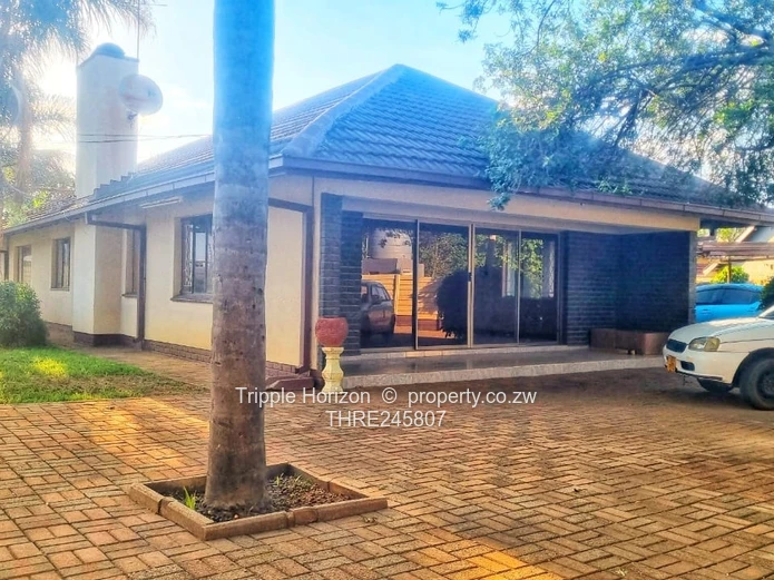 Avonlea 3-Bed Family Home with Pool & Staff Quarters