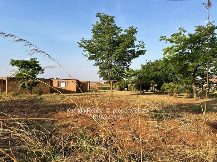 Orange Grove Property for Sale in Chinhoyi Argo-Residential  (Sole Mandate)