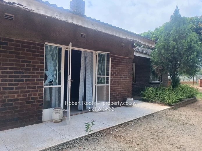 2 bed cottage in Carrick Creagh