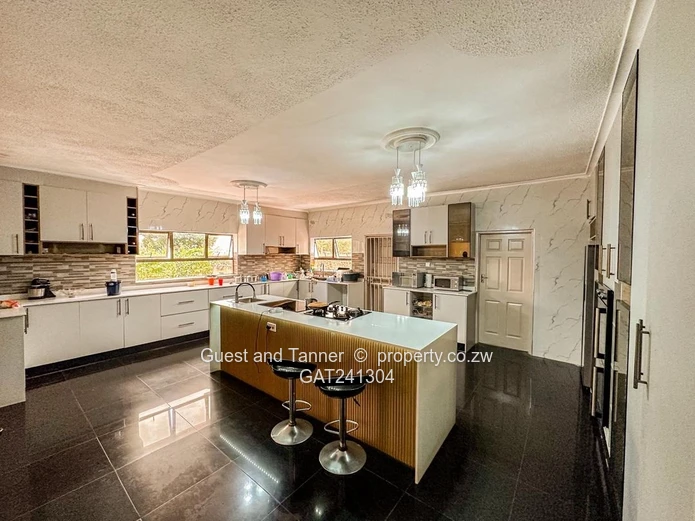 5 Bedroomed House For Sale In Gletwin Park