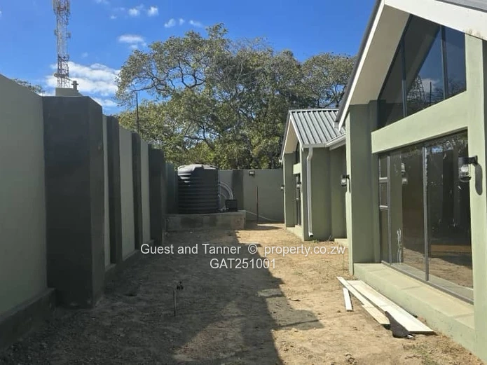 Spacious Greendale Cluster House For Sale   (Sole Mandate)
