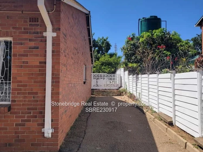 3 Bedroom semi- detached house in Paddonhurst for sale