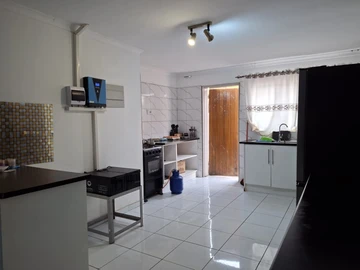 4 Bedroom Garden Flat