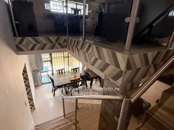 ARLINGTON | Executive 5-Bedrooms 4 en-suites Family Home