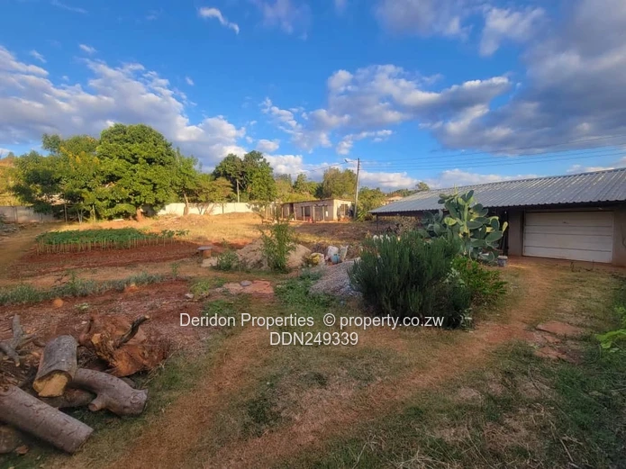 2100 m² Quinnington Stand, Harare North — With Garage