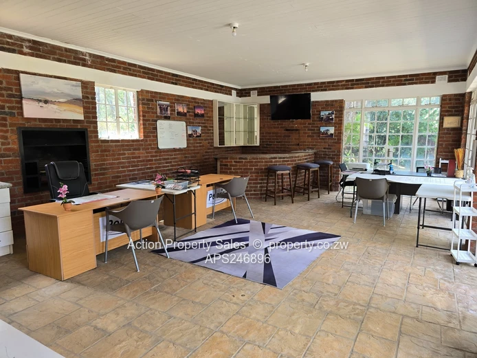 Lovely Fully Furnished House! 