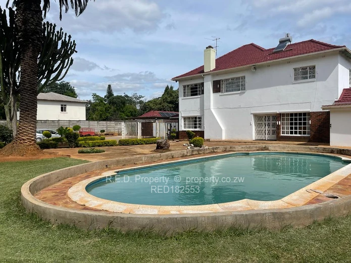 5 Bed Houses for Sale in Kumalo RED182553