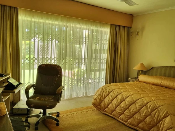 3 Bedroom Flat & Apartment