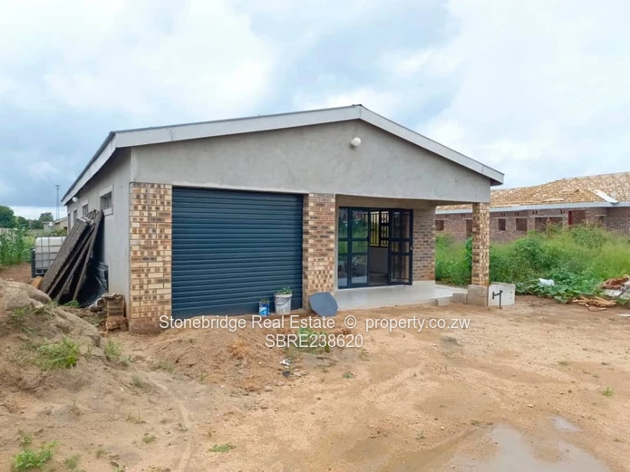 3 Bedroomed Tshabalala Extension house to rent