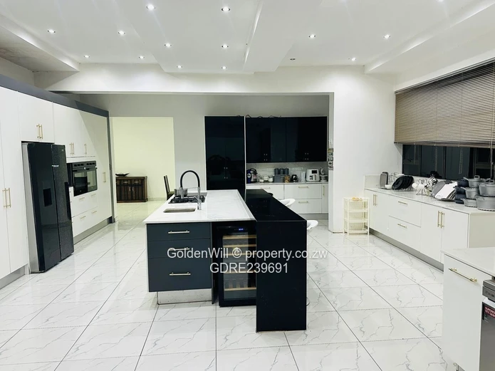 Gletwin 6 bed house to rent 