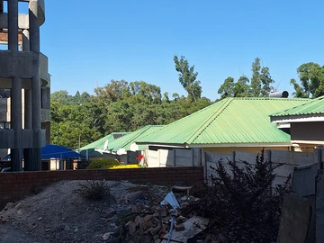 3 Bedroom Flat & Apartment