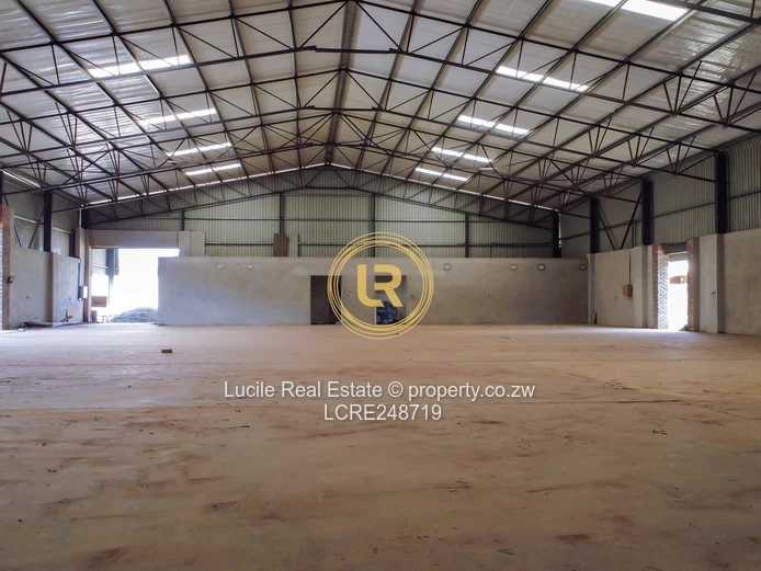 Prime Warehouse Space to Let in Pomona