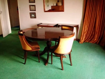 Hotel & Lodge