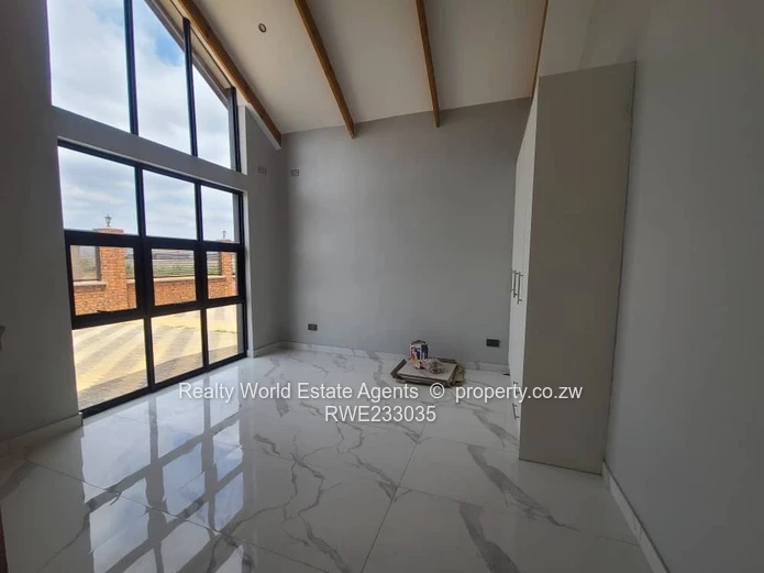 For Sale: Elegant 5-Bedroom Home with Cottage & Pool – Mt Pleasant Heights