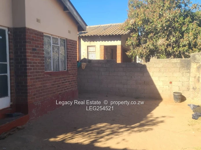 4-Bed Family Home in Chitungwiza (Sole Mandate)