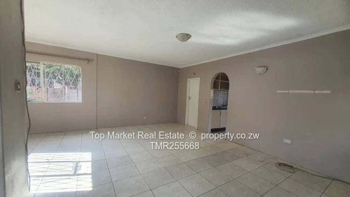 Msasa Park house for rent