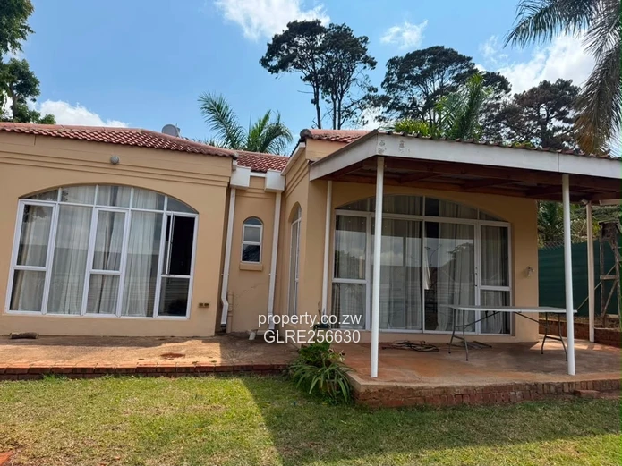 Elegant Double-Storey 5-Bed in Borrowdale, Borehole