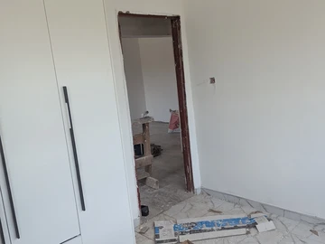 2 Bedroom Flat & Apartment