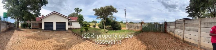 5 bed house with a 2 bed cottage in Norton WITH TITLE DEEDS!!!