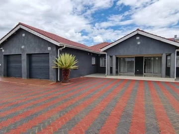  4-Bedroom House For Sale In Norton